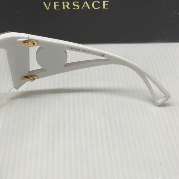 Versace 4393 Sunglasses with extra 2 lenses made in Italy - Picture 4 of 8